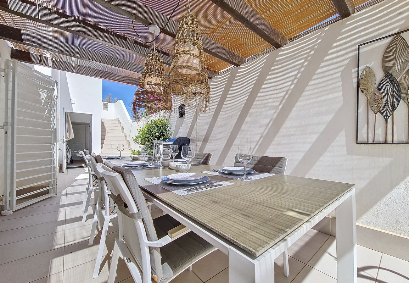 Villa in Mar de Cristal - Villa met privézwembad en tuin