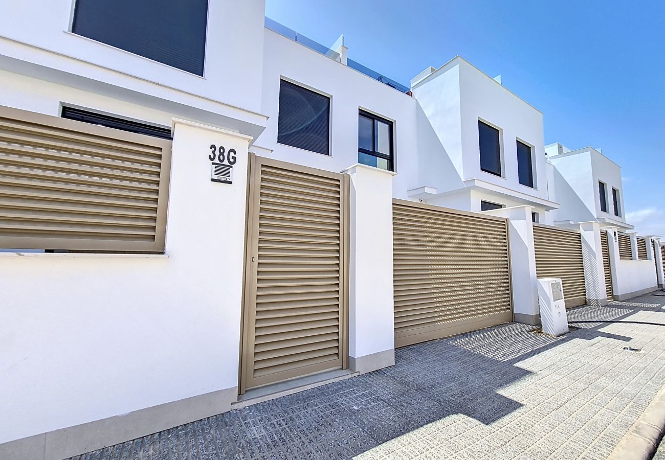 Appartement in Mar de Cristal - Appartement aan het zwembad, dicht bij het strand