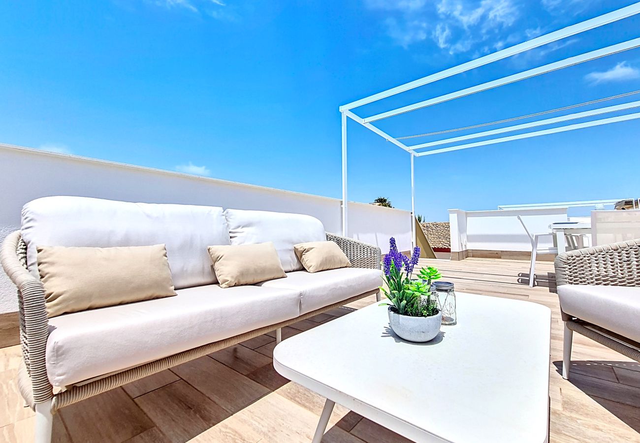 Appartement in San Pedro del Pinatar - Penthouse dichtbij het strand met zwembad Appartement in San Pedro del Pinatar - Penthouse dichtbij het strand met zwembad