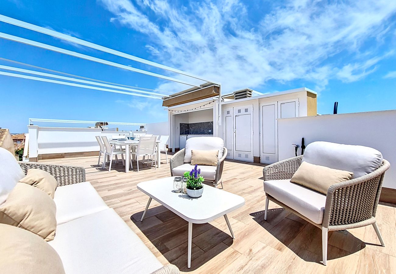 Appartement in San Pedro del Pinatar - Penthouse dichtbij het strand met zwembad Appartement in San Pedro del Pinatar - Penthouse dichtbij het strand met zwembad