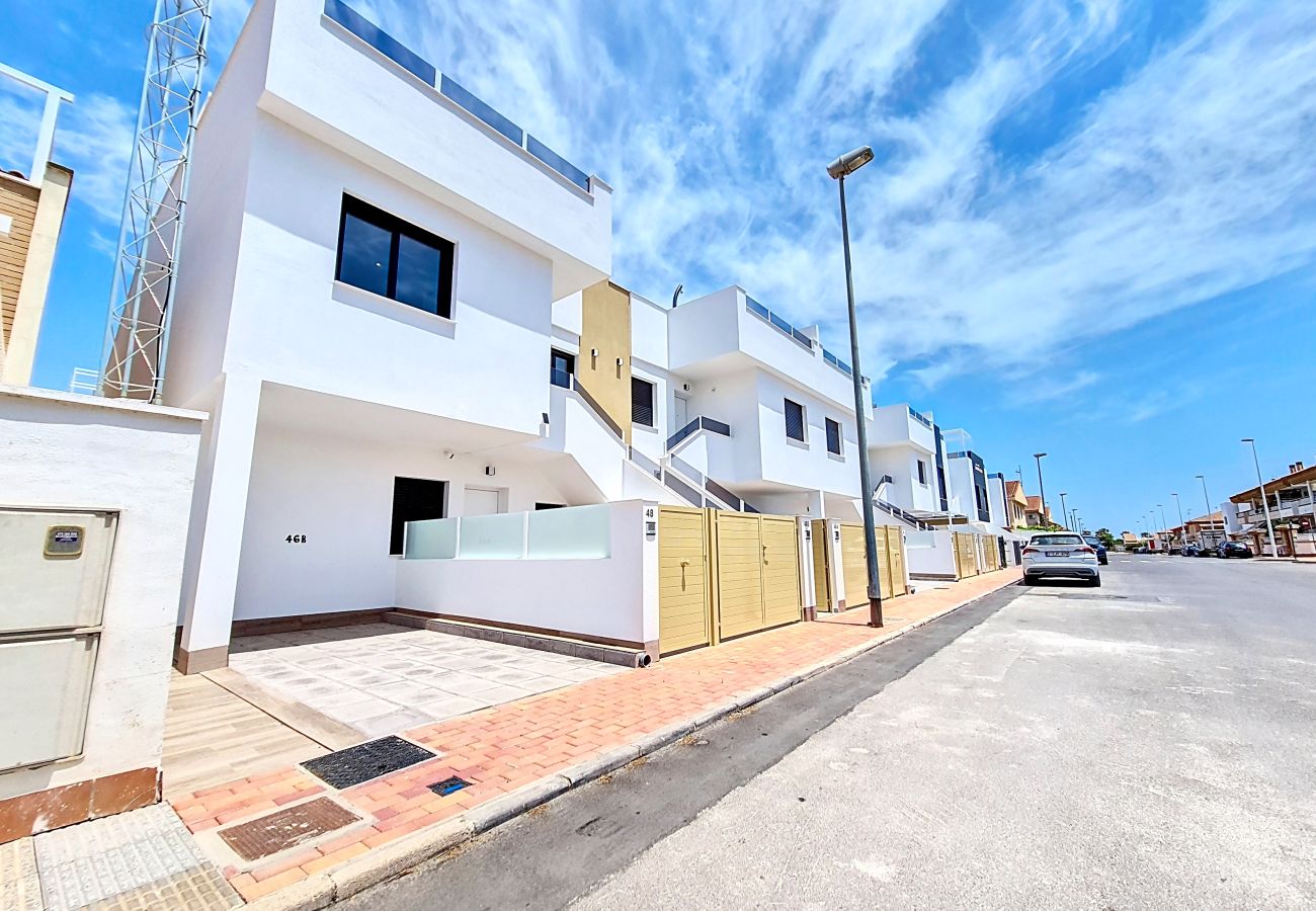 Appartement in San Pedro del Pinatar - Penthouse dichtbij het strand met zwembad Appartement in San Pedro del Pinatar - Penthouse dichtbij het strand met zwembad
