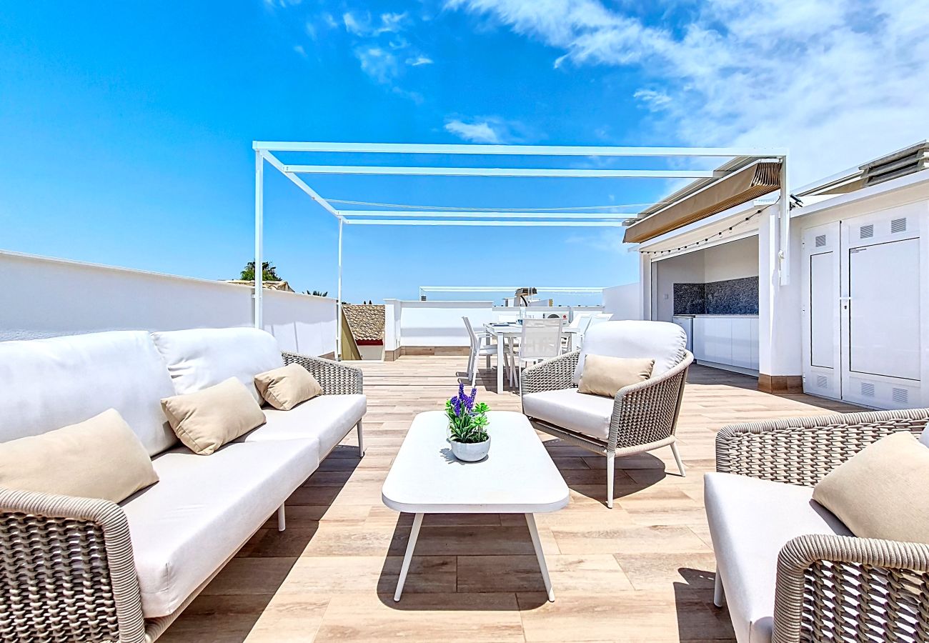 Appartement in San Pedro del Pinatar - Penthouse dichtbij het strand met zwembad Appartement in San Pedro del Pinatar - Penthouse dichtbij het strand met zwembad