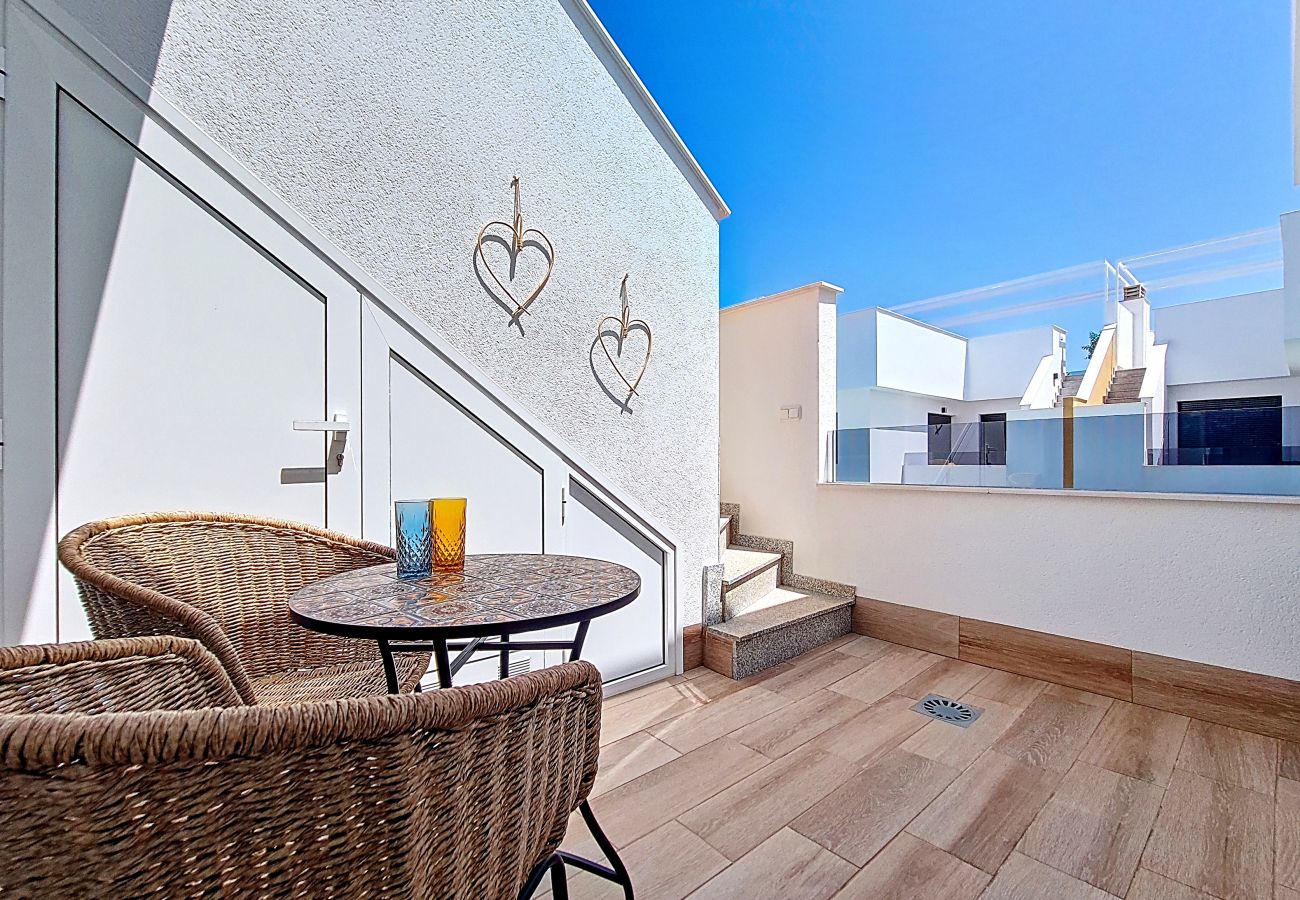 Appartement in San Pedro del Pinatar - Penthouse appartement, dakterras en zwembad Appartement in San Pedro del Pinatar - Penthouse appartement, dakterras en zwembad