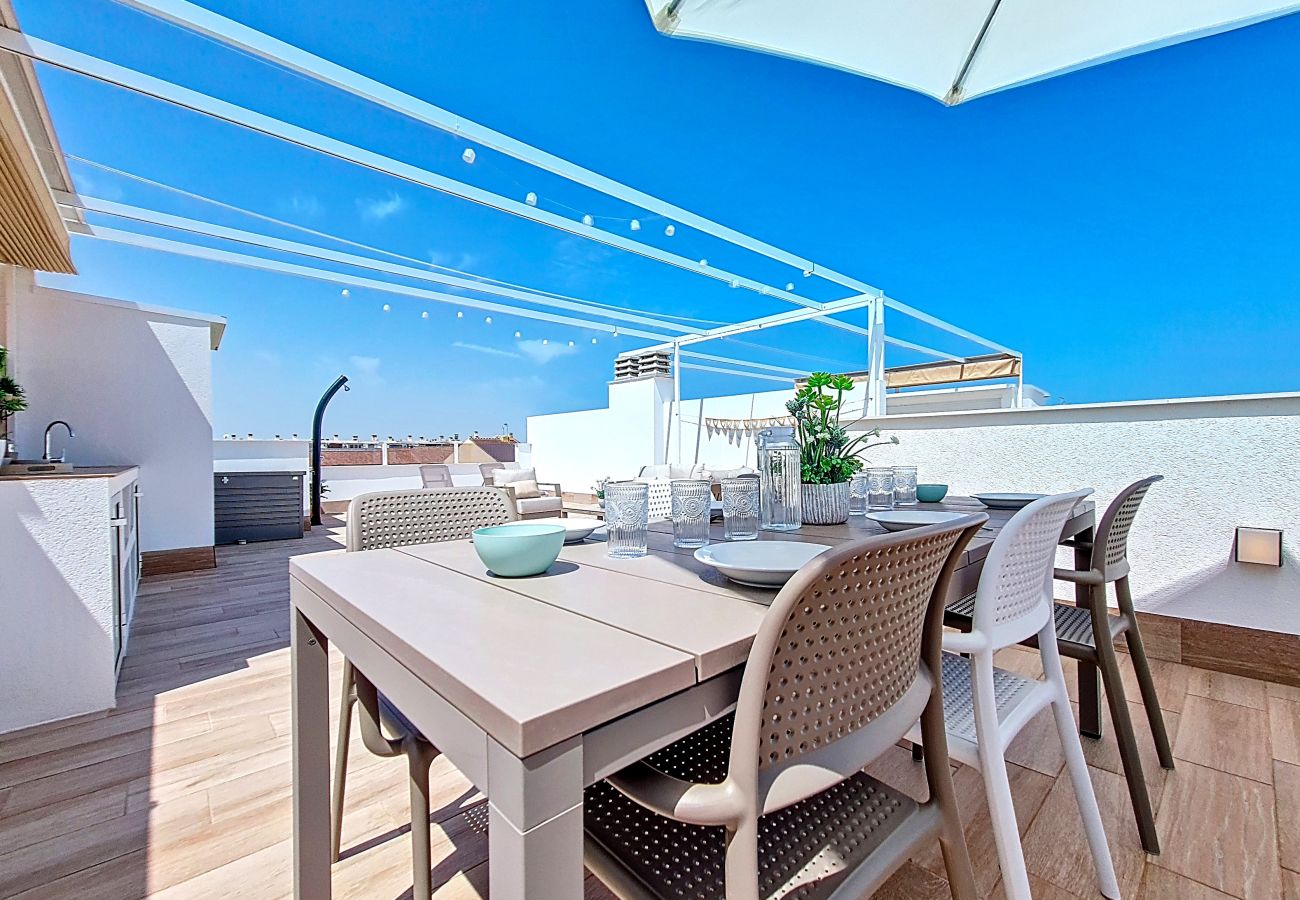 Appartement in San Pedro del Pinatar - Penthouse appartement, dakterras en zwembad Appartement in San Pedro del Pinatar - Penthouse appartement, dakterras en zwembad