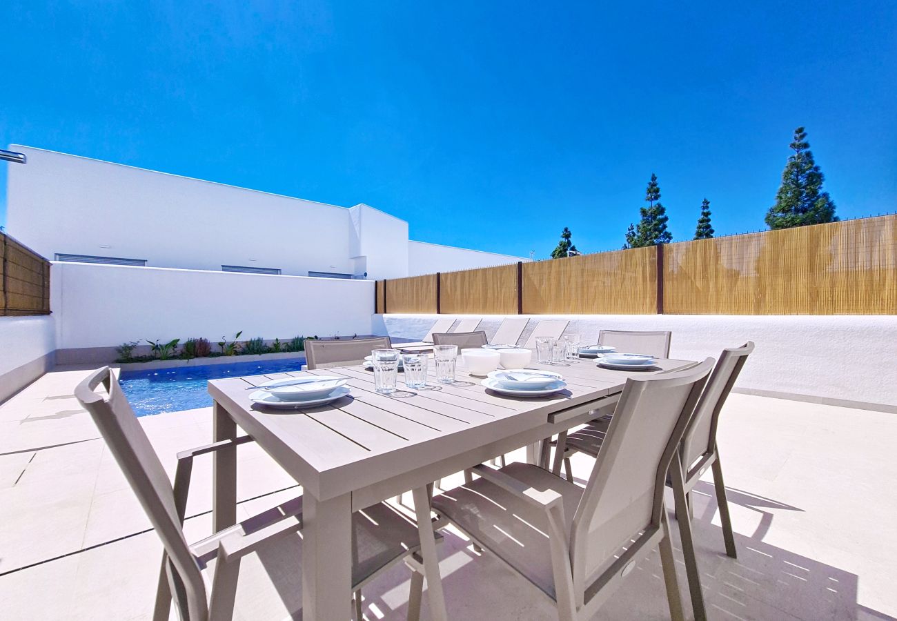 Villa in Los Alcazares - Villa met privézwembad, barbecue en groot terra