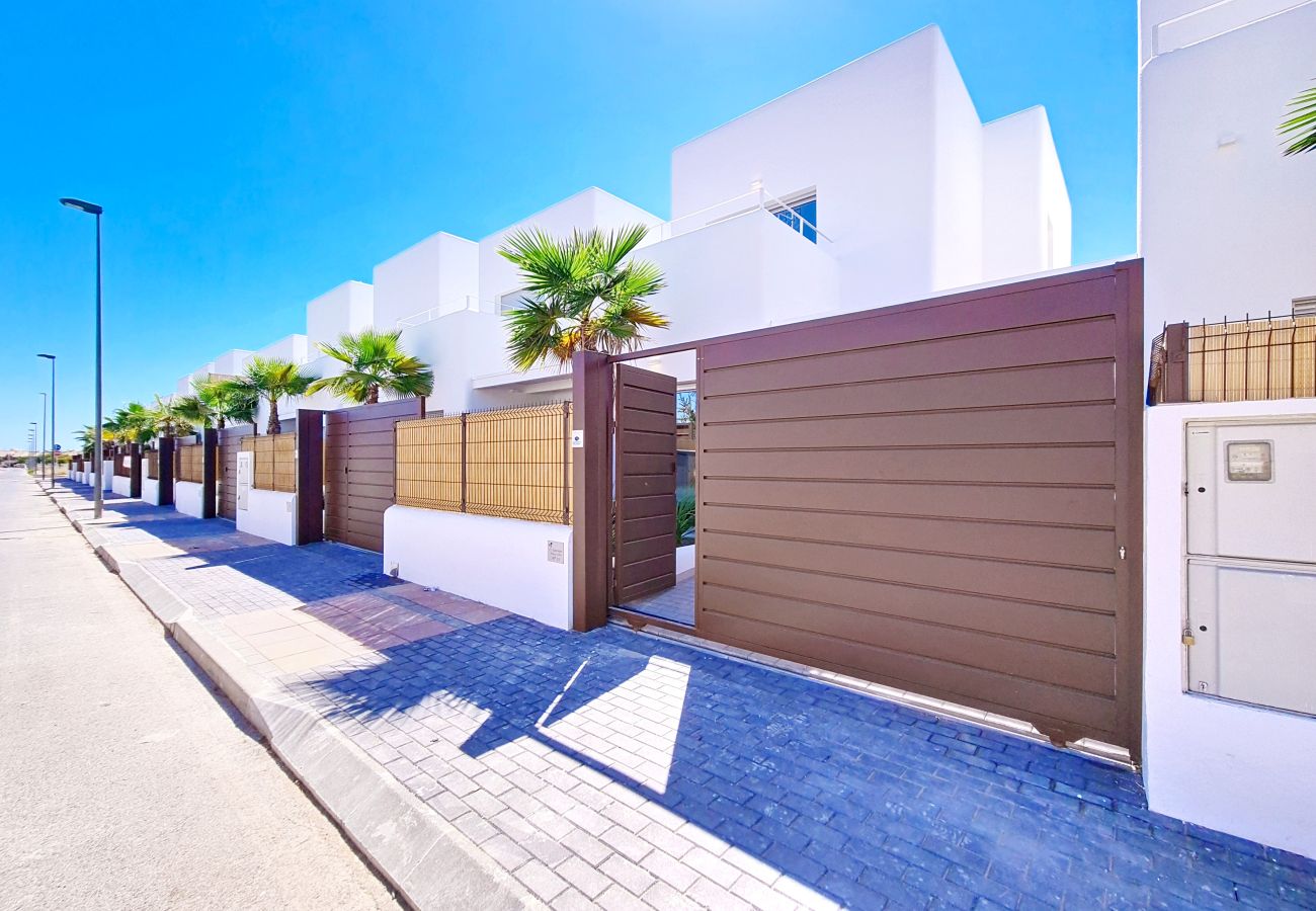 Villa in Los Alcazares - Villa met privézwembad, barbecue en groot terra