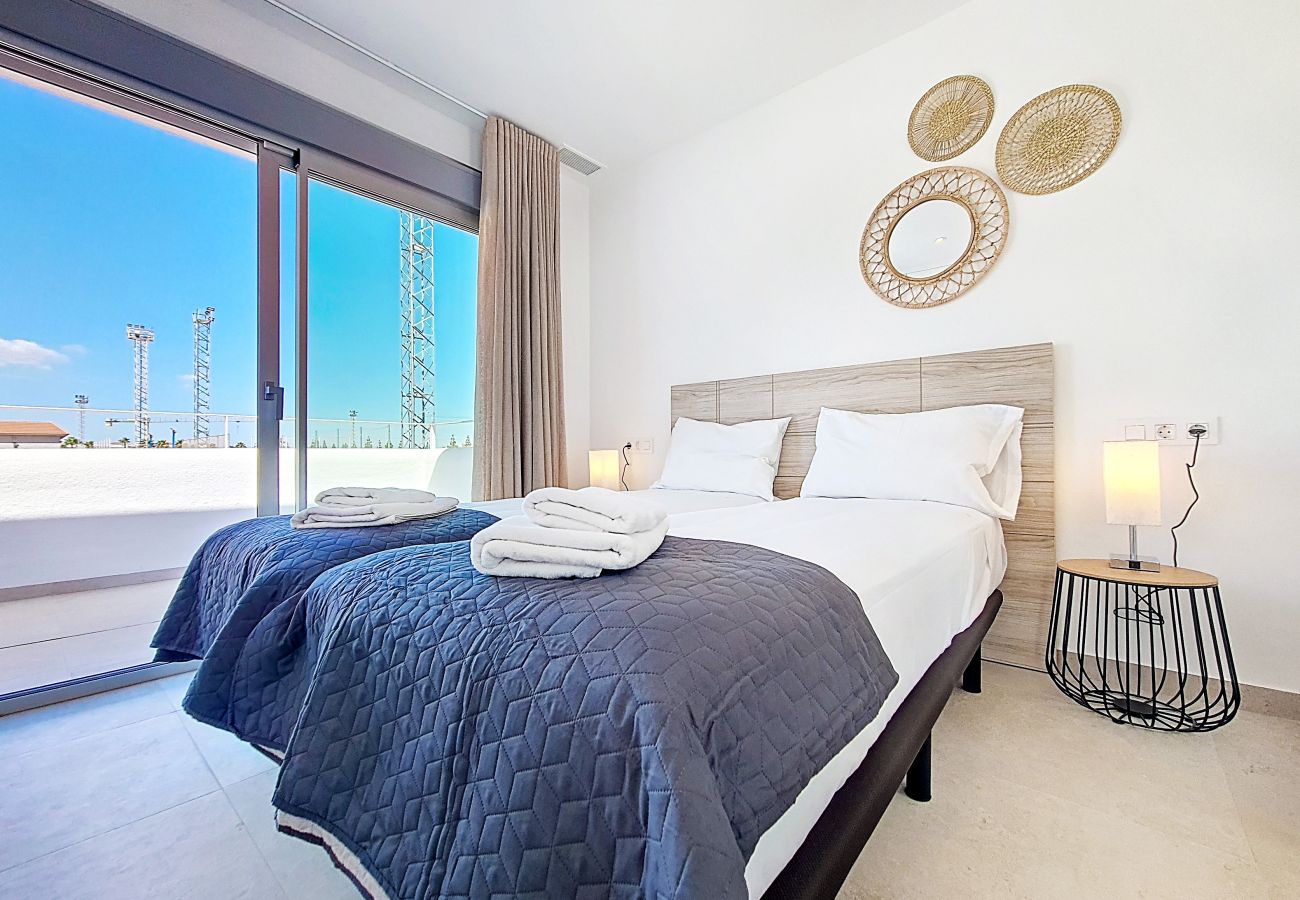 Villa in Los Alcazares - Villa met privézwembad, barbecue en groot terra