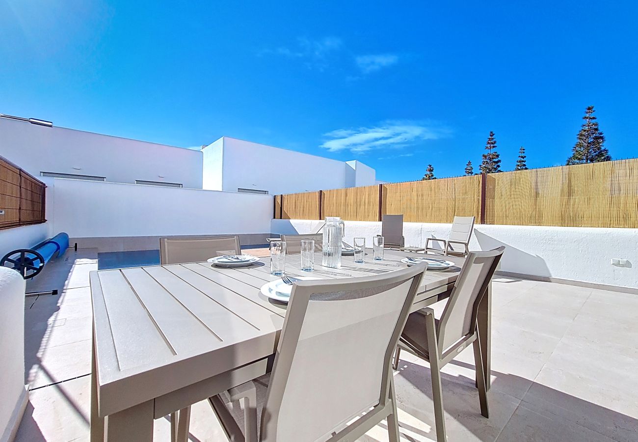 Villa in Los Alcazares - Villa met privézwembad, barbecue en groot terra