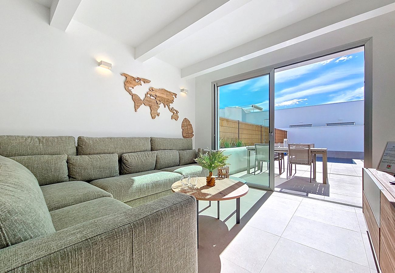 Villa in Los Alcazares - Villa met privézwembad, barbecue en groot terra