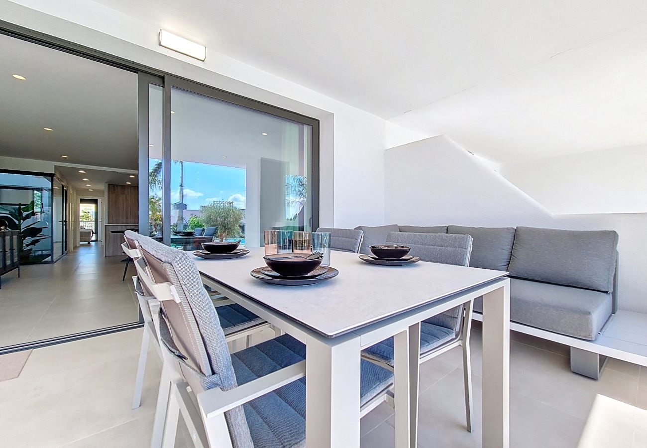 Appartement in Los Alcazares - Zuidgericht Appartement op de Begane Grond bij het Zwembad