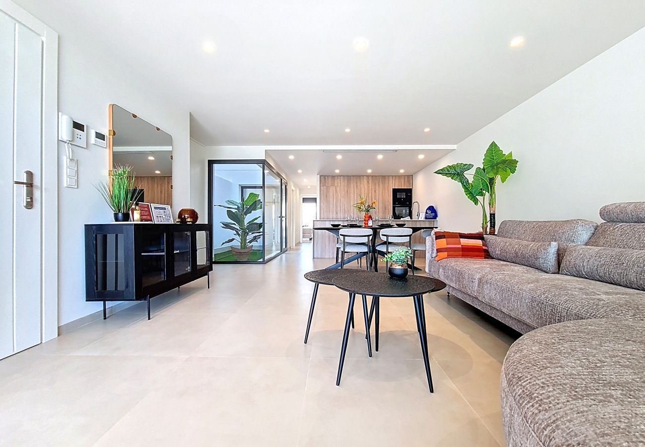 Appartement in Los Alcazares - Zuidgericht Appartement op de Begane Grond bij het Zwembad