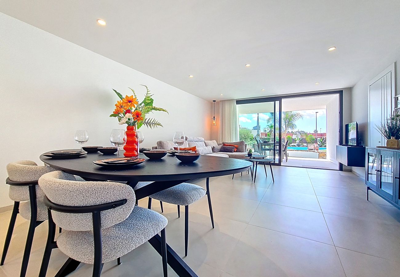 Appartement in Los Alcazares - Zuidgericht Appartement op de Begane Grond bij het Zwembad