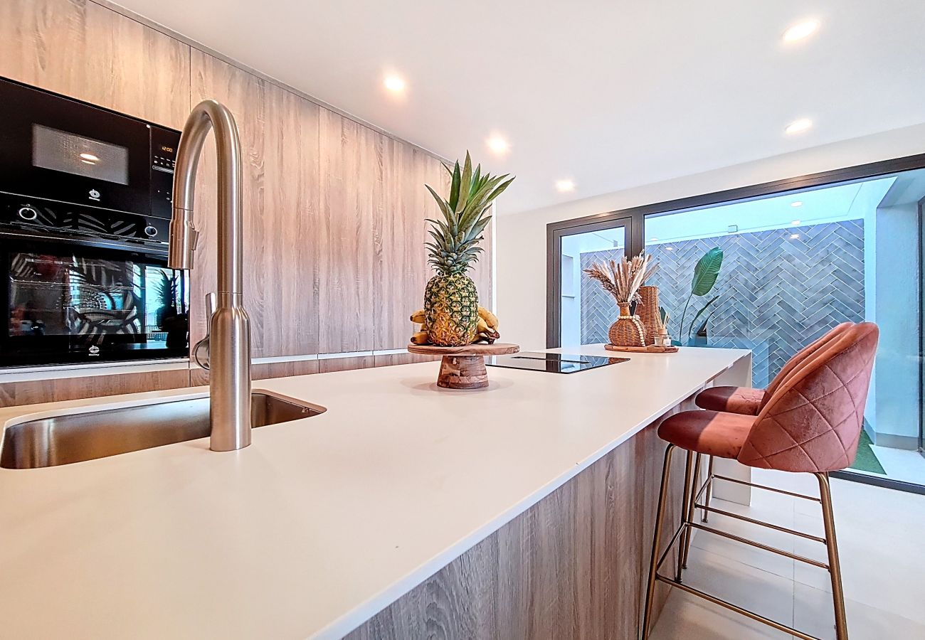 Appartement in Los Alcazares - Exclusief Begane Grond Appartement bij het Zwembad