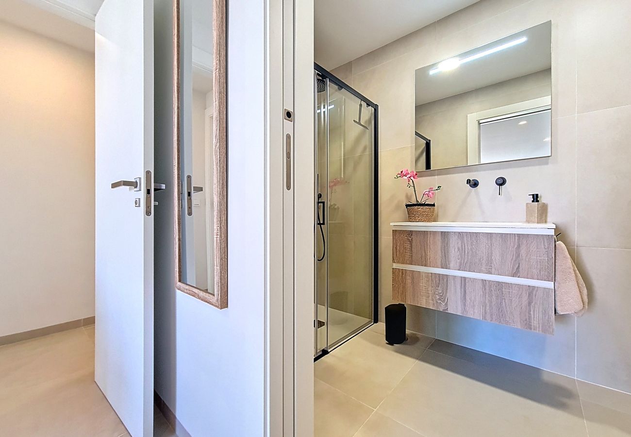 Appartement in Los Alcazares - Exclusief Begane Grond Appartement bij het Zwembad