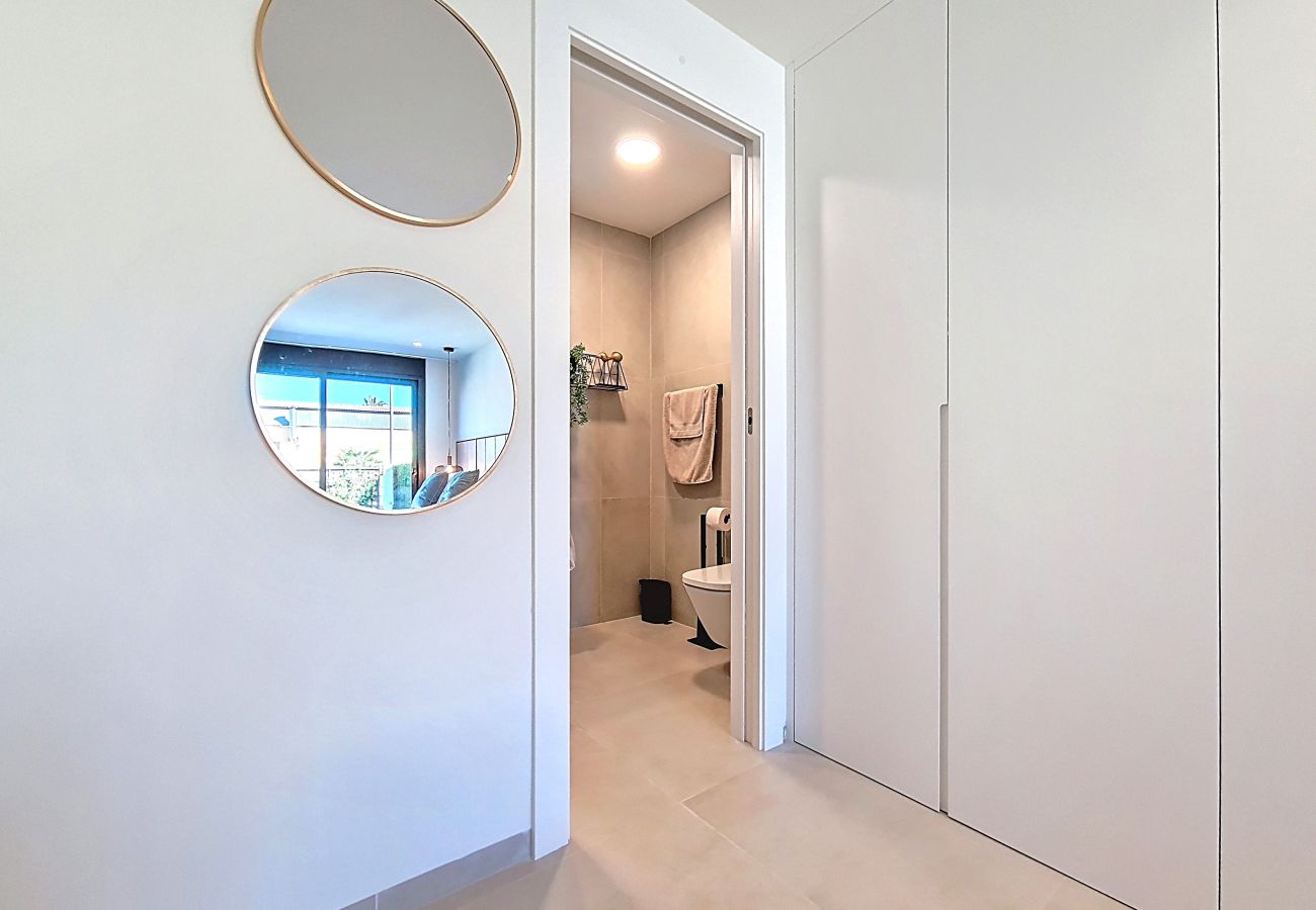 Appartement in Los Alcazares - Luxe Begane Grond Appartement bij het Zwembad