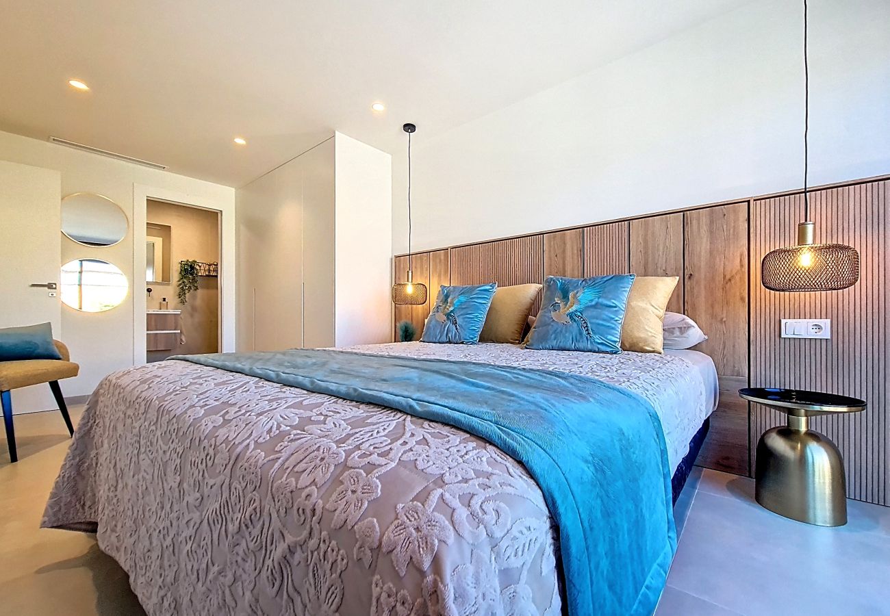 Appartement in Los Alcazares - Luxe Begane Grond Appartement bij het Zwembad