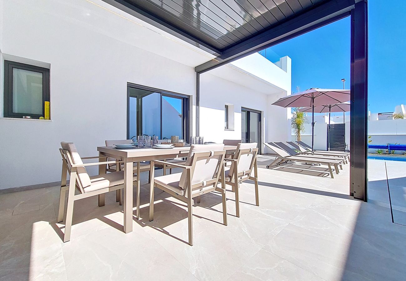 Villa in San Javier - Villa met privézwembad en dakterras