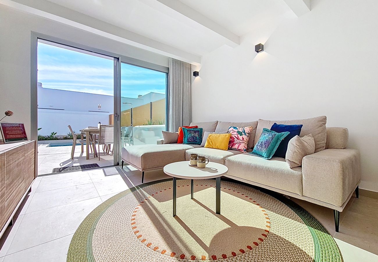 Villa in Los Alcazares - Villa met privézwembad en groot terra