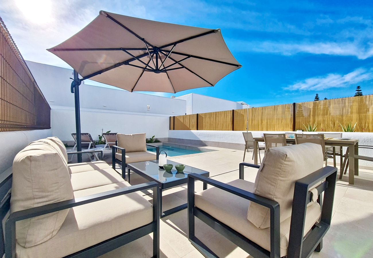Villa in Los Alcazares - Villa met privézwembad en groot terra