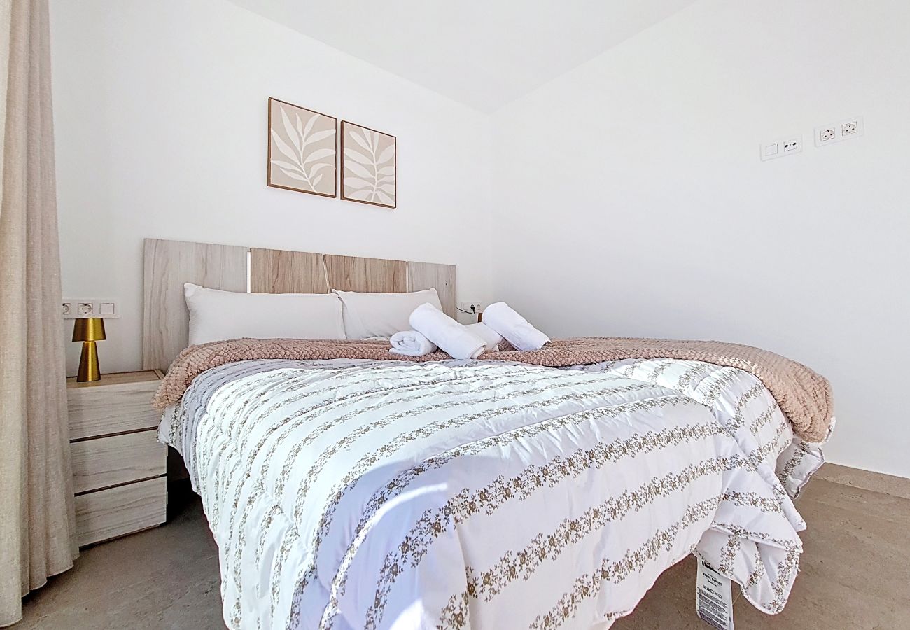 Villa in Los Alcazares - Villa met privézwembad, dakterras en BBQ