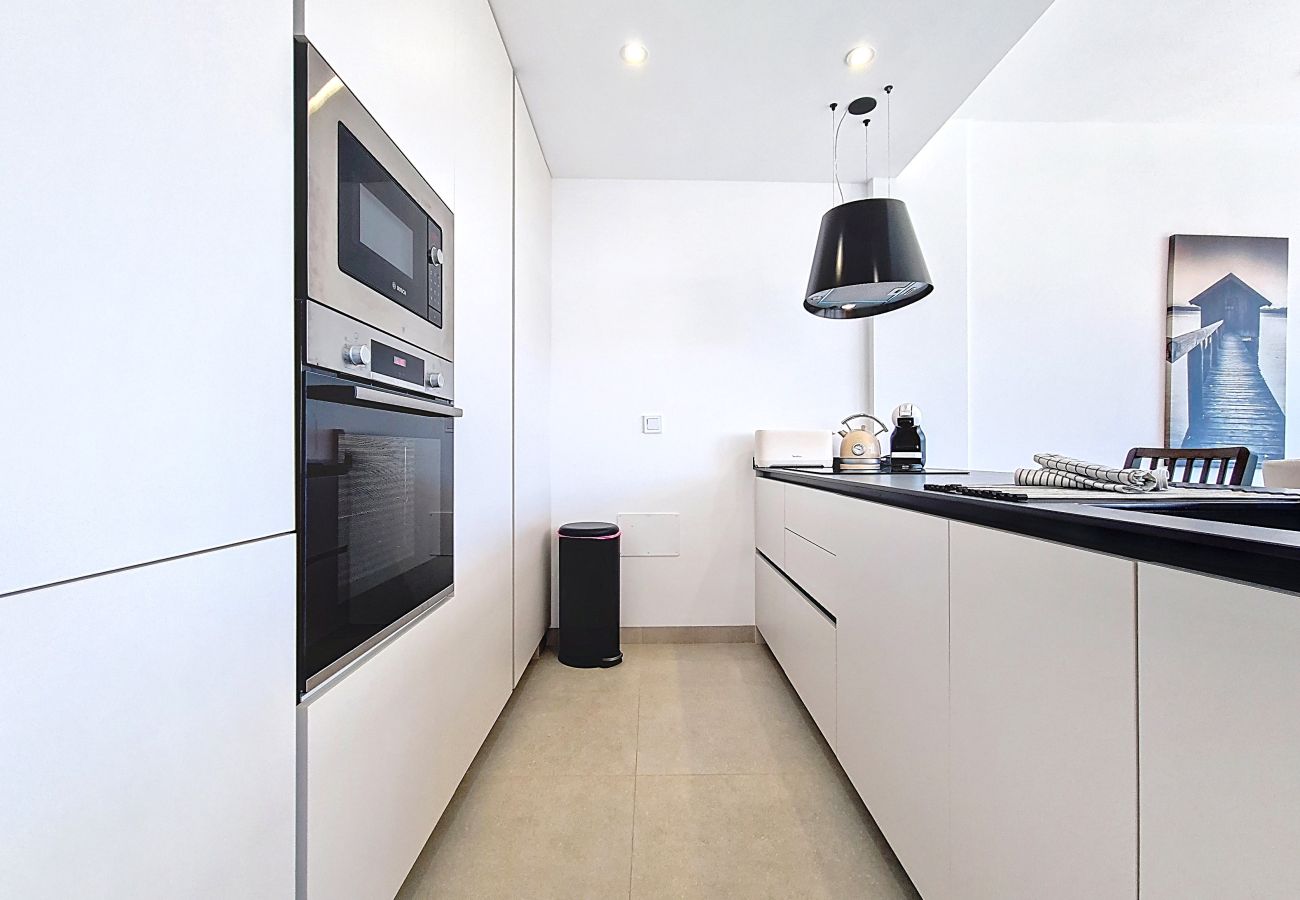 Appartement in Mar de Cristal - Licht appartement met ruim balkon aan het zwembad