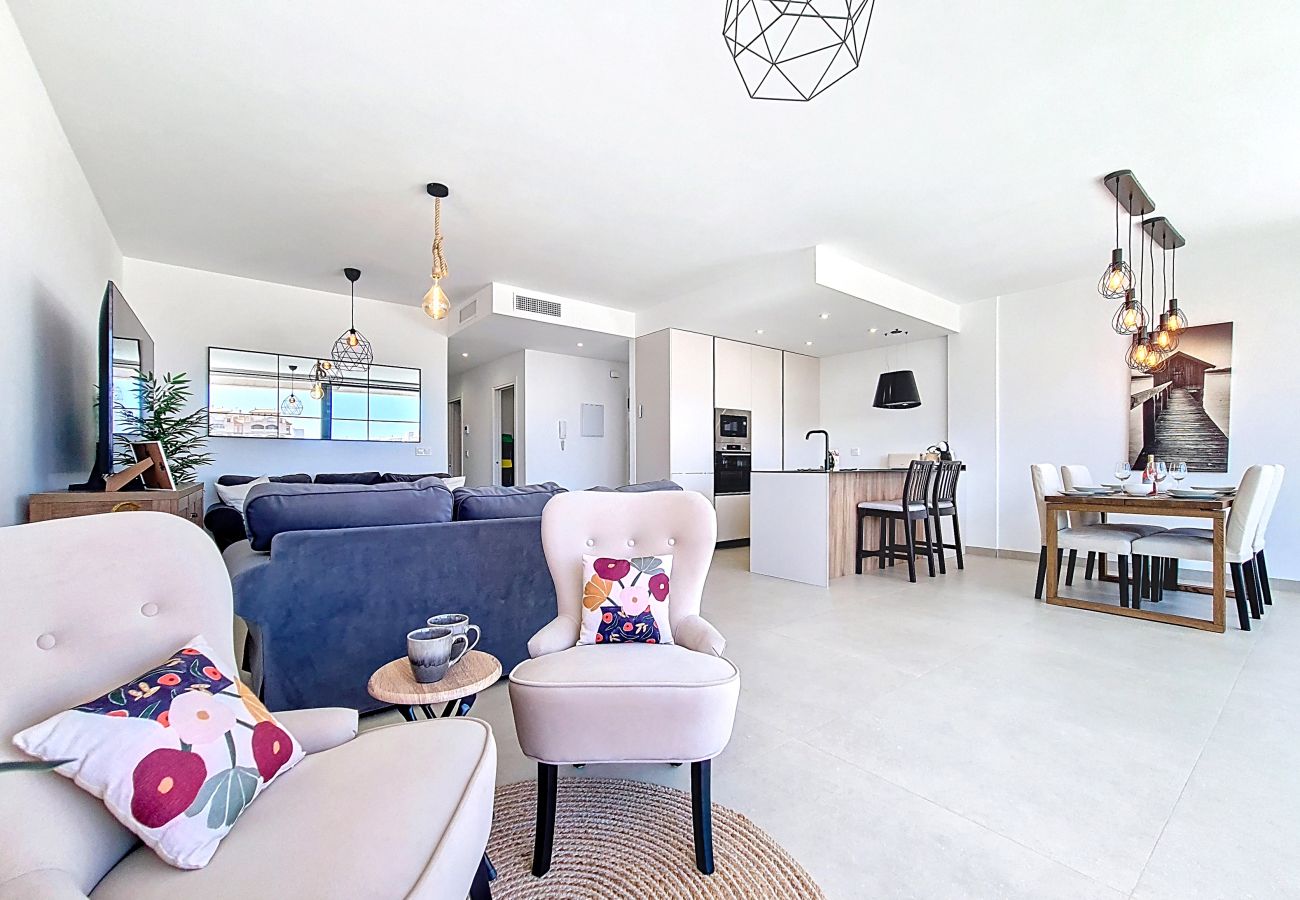 Appartement in Mar de Cristal - Licht appartement met ruim balkon aan het zwembad