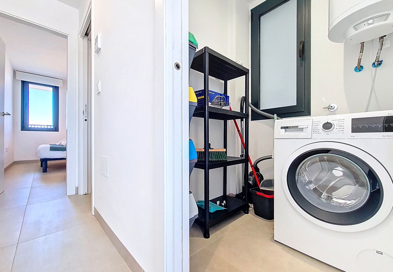 Appartement in Mar de Cristal - Licht appartement met ruim balkon aan het zwembad