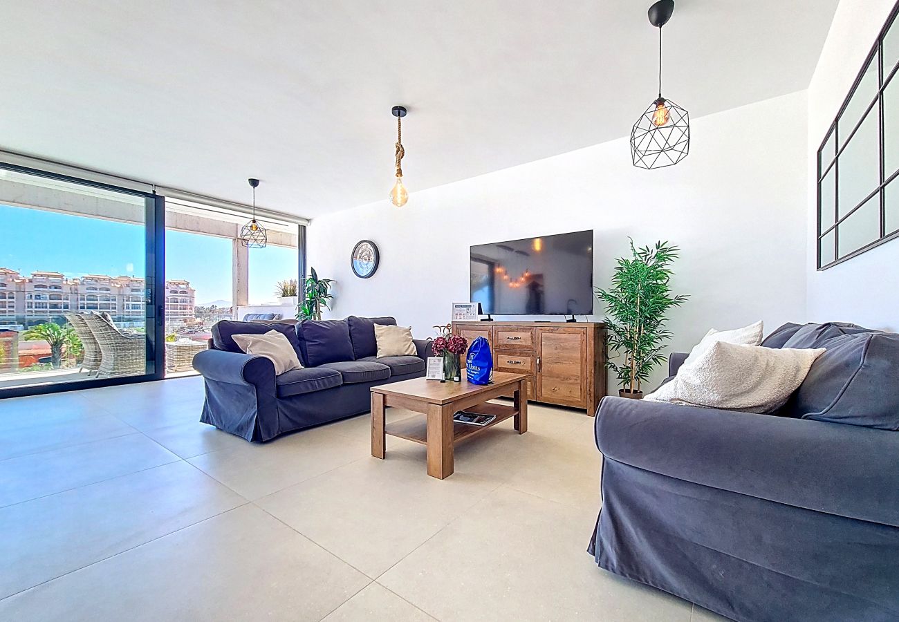 Appartement in Mar de Cristal - Licht appartement met ruim balkon aan het zwembad