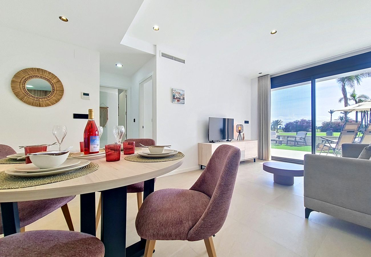 Appartement in Los Alcazares - Appartement op de begane grond met uitzicht op het zwembad