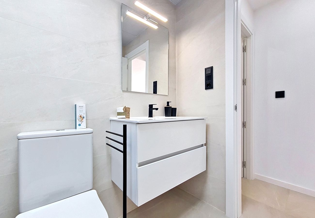 Appartement in Los Alcazares - Appartement op de begane grond met uitzicht op het zwembad