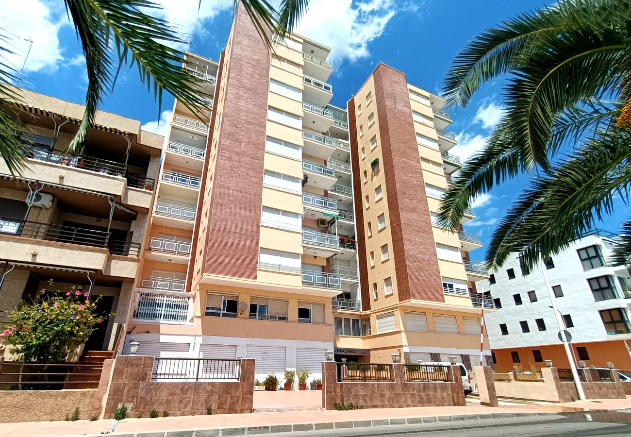 Appartement in San Pedro del Pinatar - Appartement aan zee met balkon en uitzicht op zee