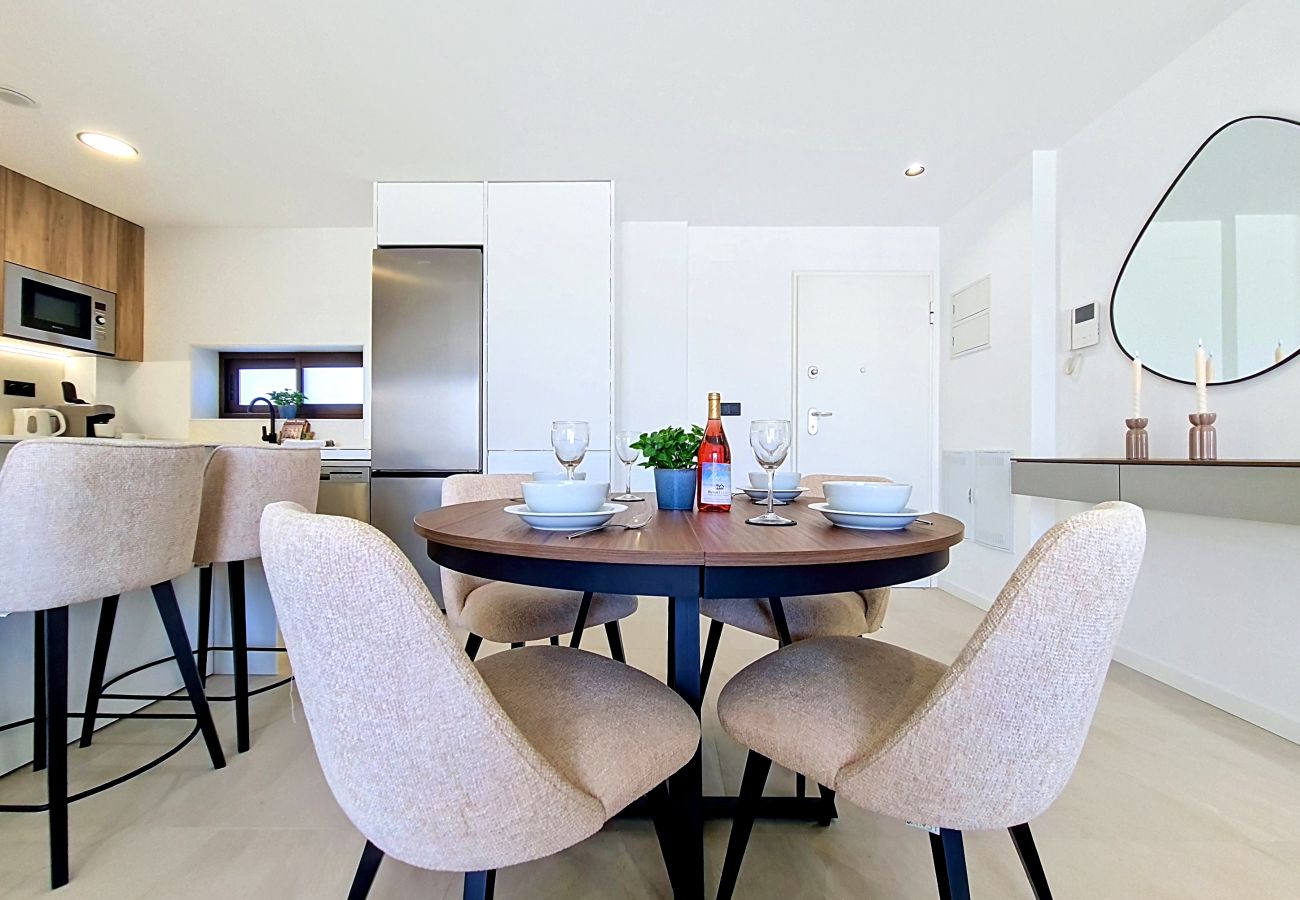 Appartement in Los Alcazares - Begane Grond Apt met Terras & Zwembadzicht
