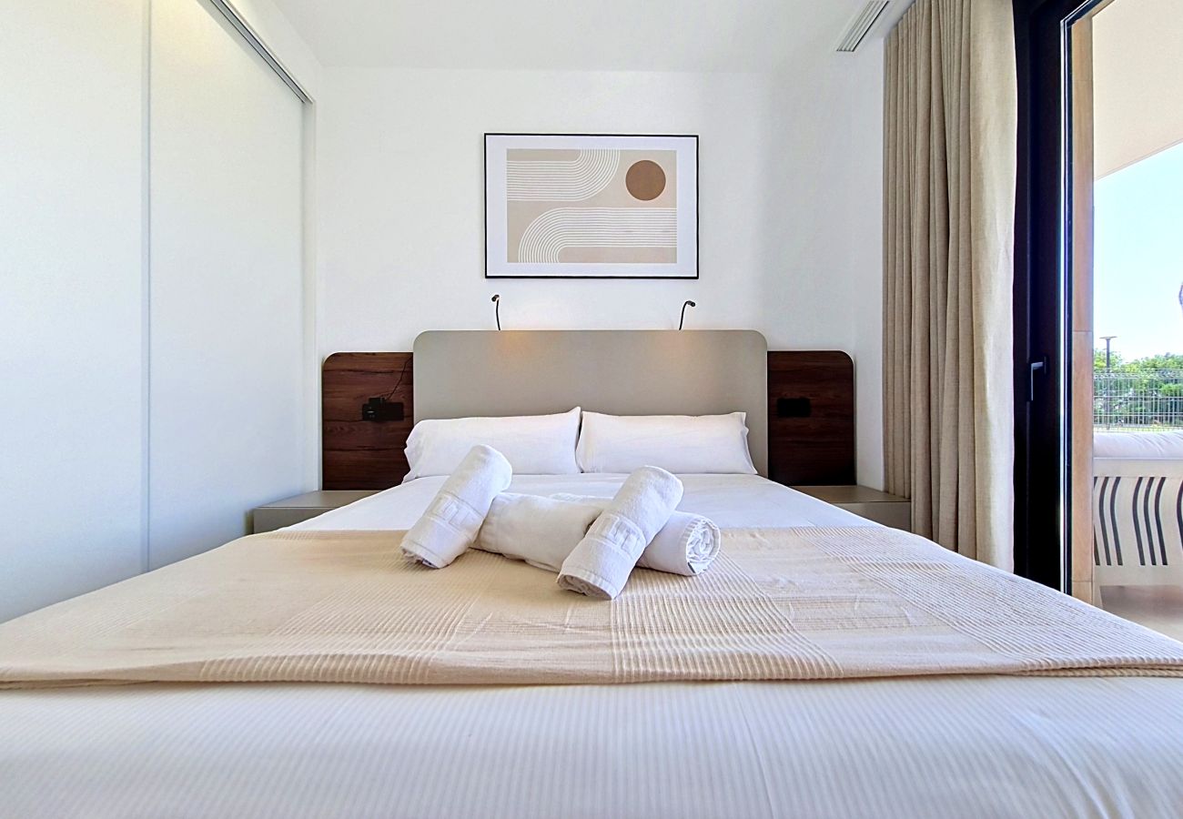 Appartement in Los Alcazares - Begane Grond Apt met Terras & Zwembadzicht
